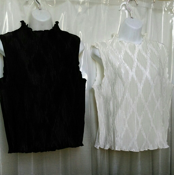 blouseworks Tops - EUC BLOUSEWORKS 2 PACK DRESSY TANK TOPS